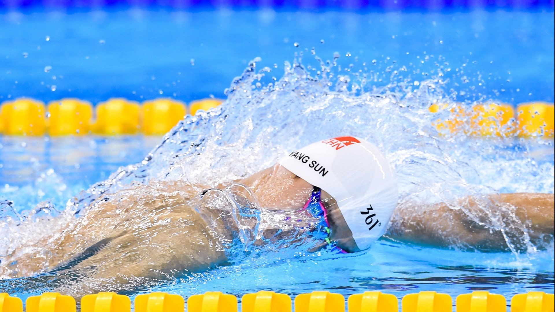 CBA联赛年轻球员表现活跃